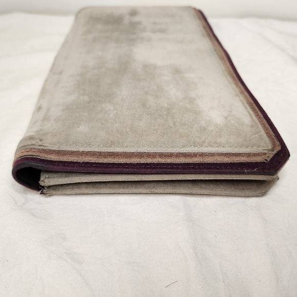 70s Suede Clutch Purse - Picture 3 of 11